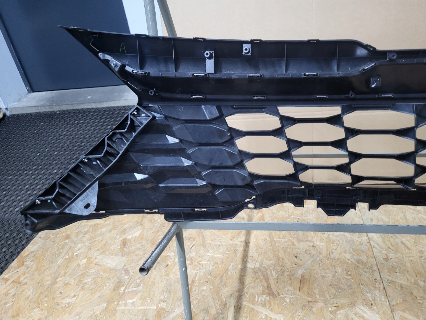 Kia Sportage JA Kühlergrill FRONTGRILL Kühlergitter - Thumbnail 9