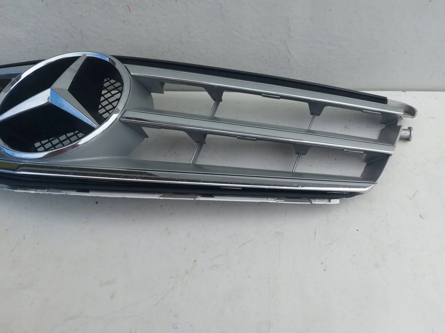 Mercedes-Benz C-Klasse W204 Kühlergrill FRONTGRILL Kühlergitter A2048800023 - Thumbnail 10