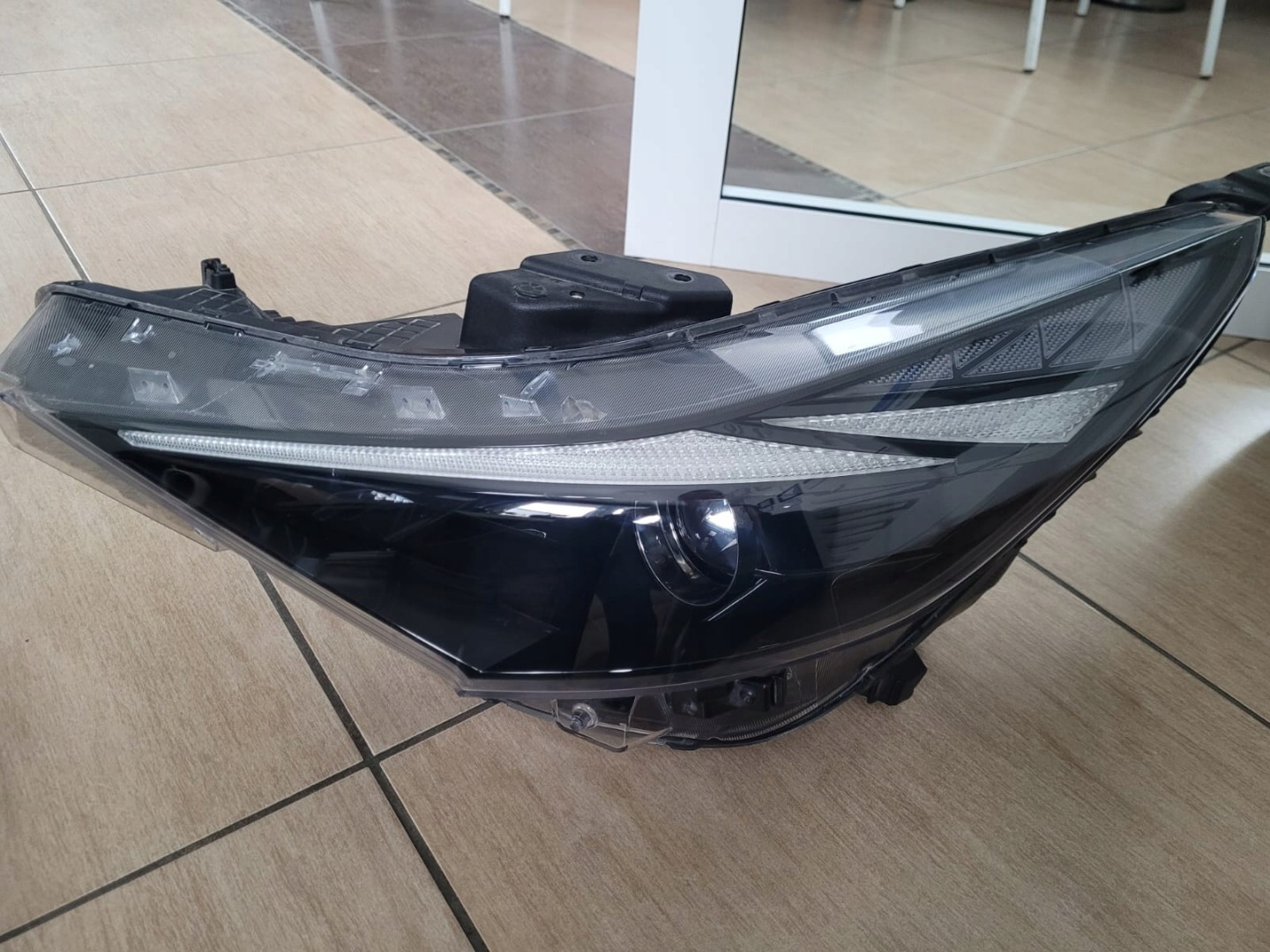 Frontscheinwerfer Hyundai Elantra EL 92101AAH07 LED Links Scheinwerfer Headlight - Thumbnail 1