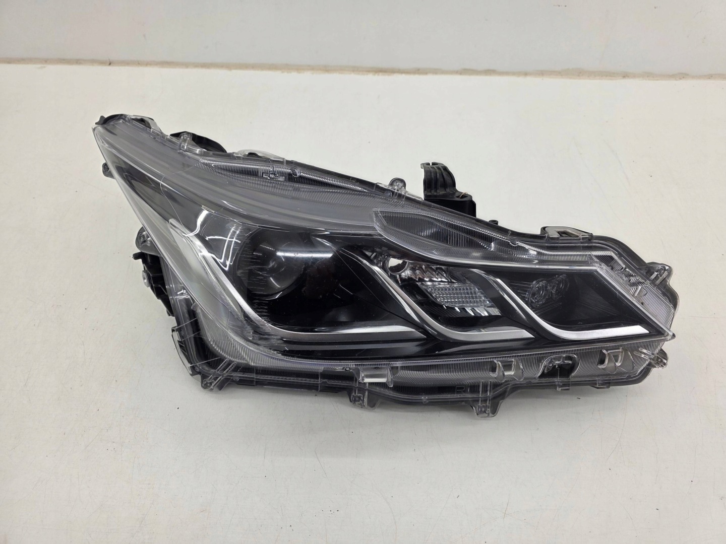 Frontscheinwerfer Toyota Corolla E210 8111002T31 LED Rechts Headlight - Thumbnail 1