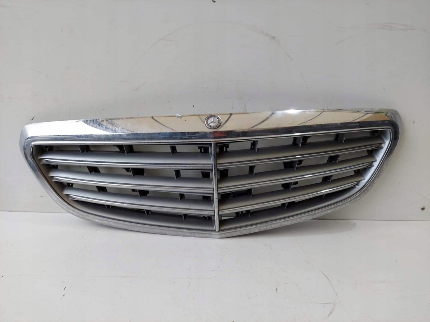 Mercedes-Benz C-Klasse W205 Kühlergrill FRONTGRILL Kühlergitter A2058801583 - Thumbnail 1