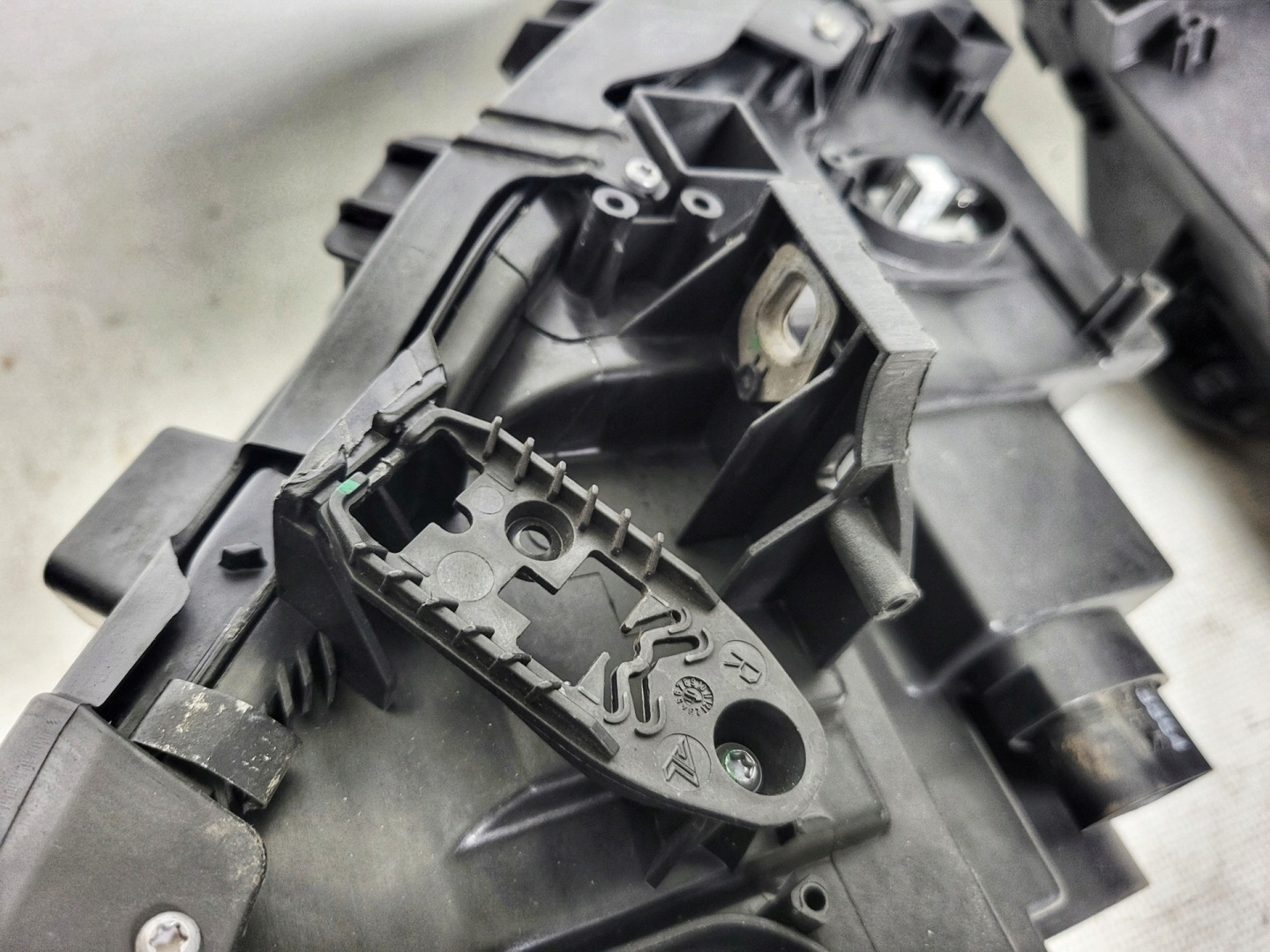Frontscheinwerfer Mercedes-Benz GLA W156 A1569061700 Bi-Xenon Links Headlight - Thumbnail 11