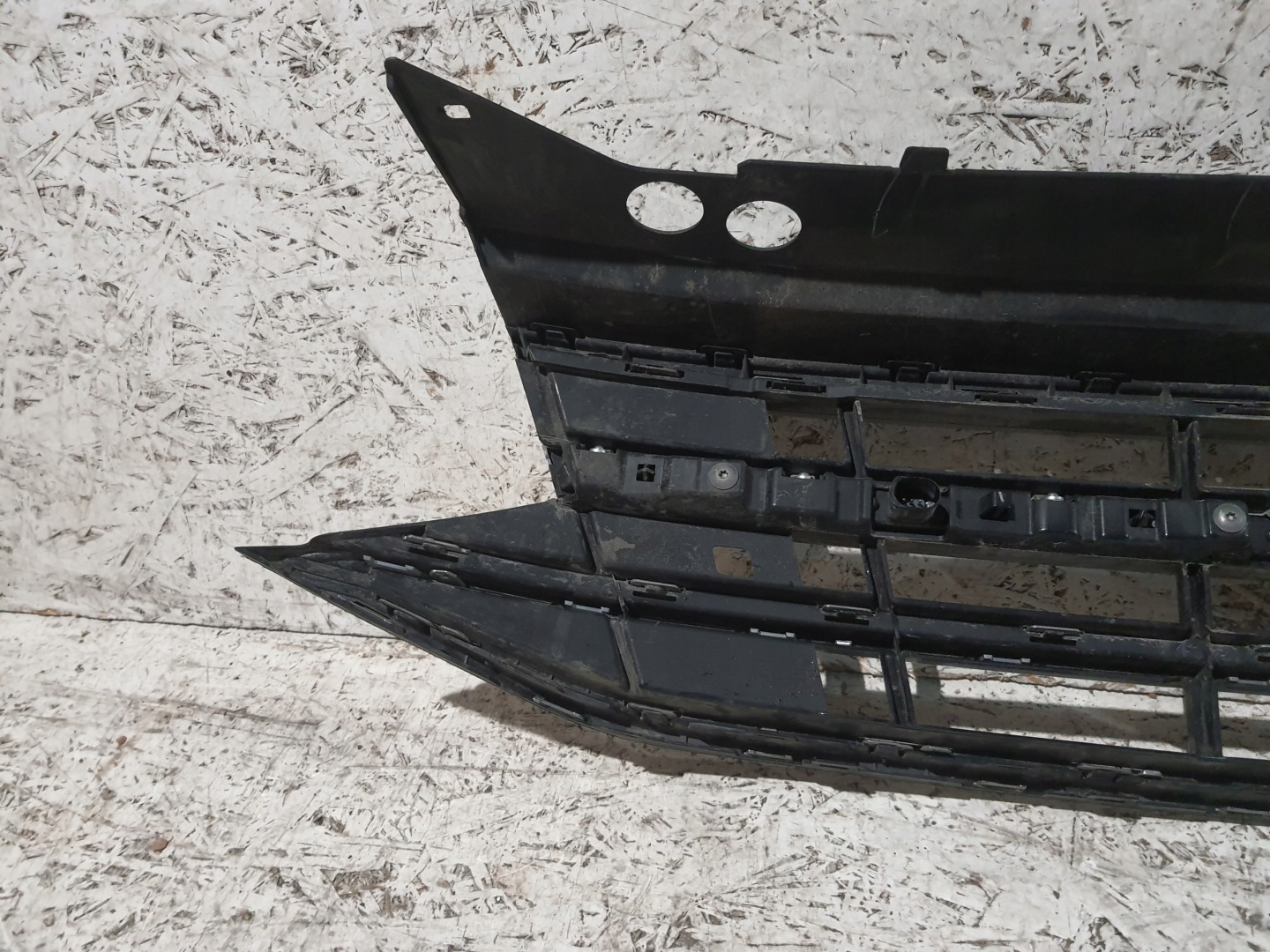 VW Tiguan Kühlergrill FRONTGRILL Kühlergitter 5NN853653E - Thumbnail 7