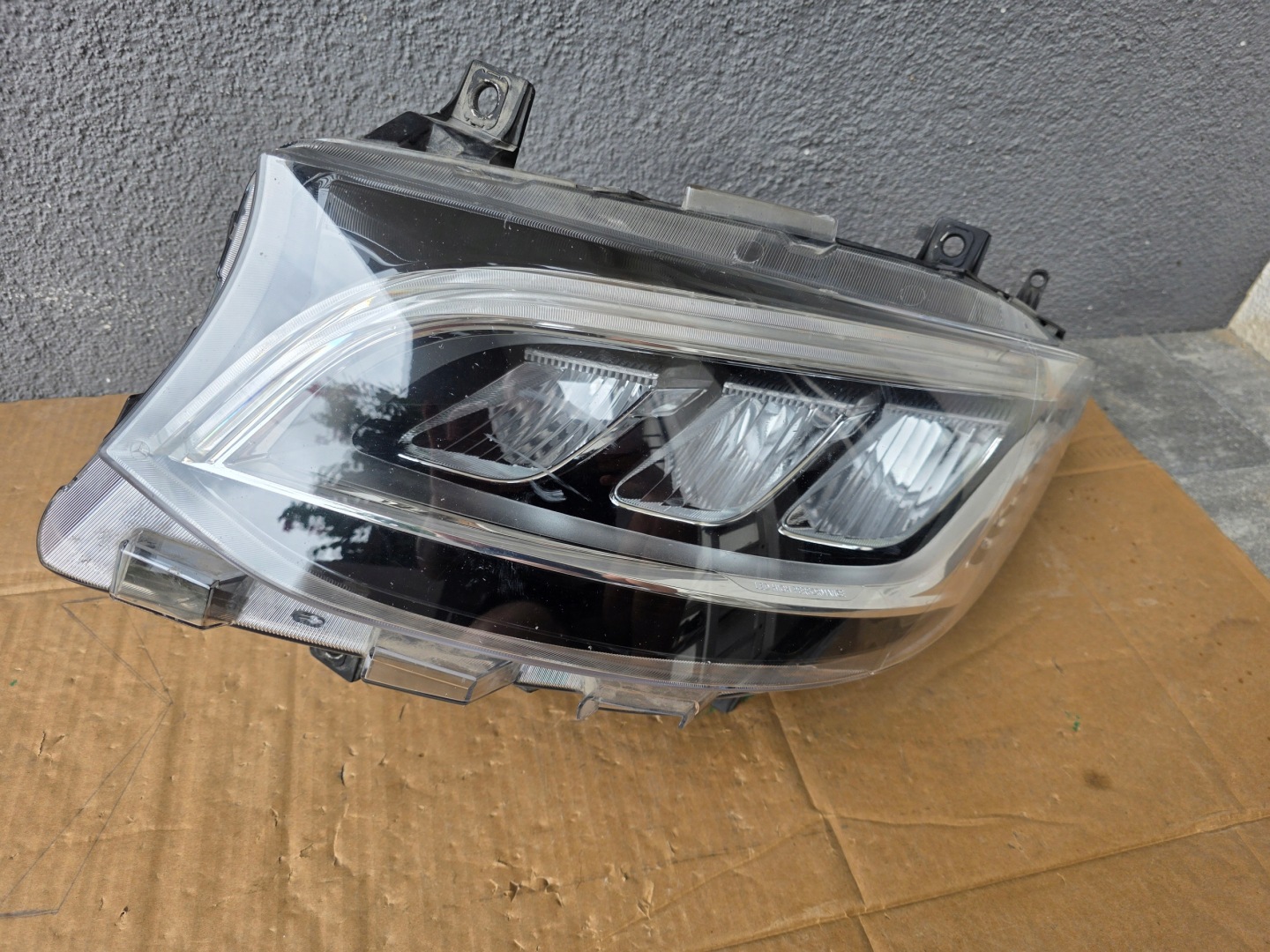 Frontscheinwerfer Mercedes-Benz Sprinter W910 A9109068100 LED Links Headlight - Thumbnail 1
