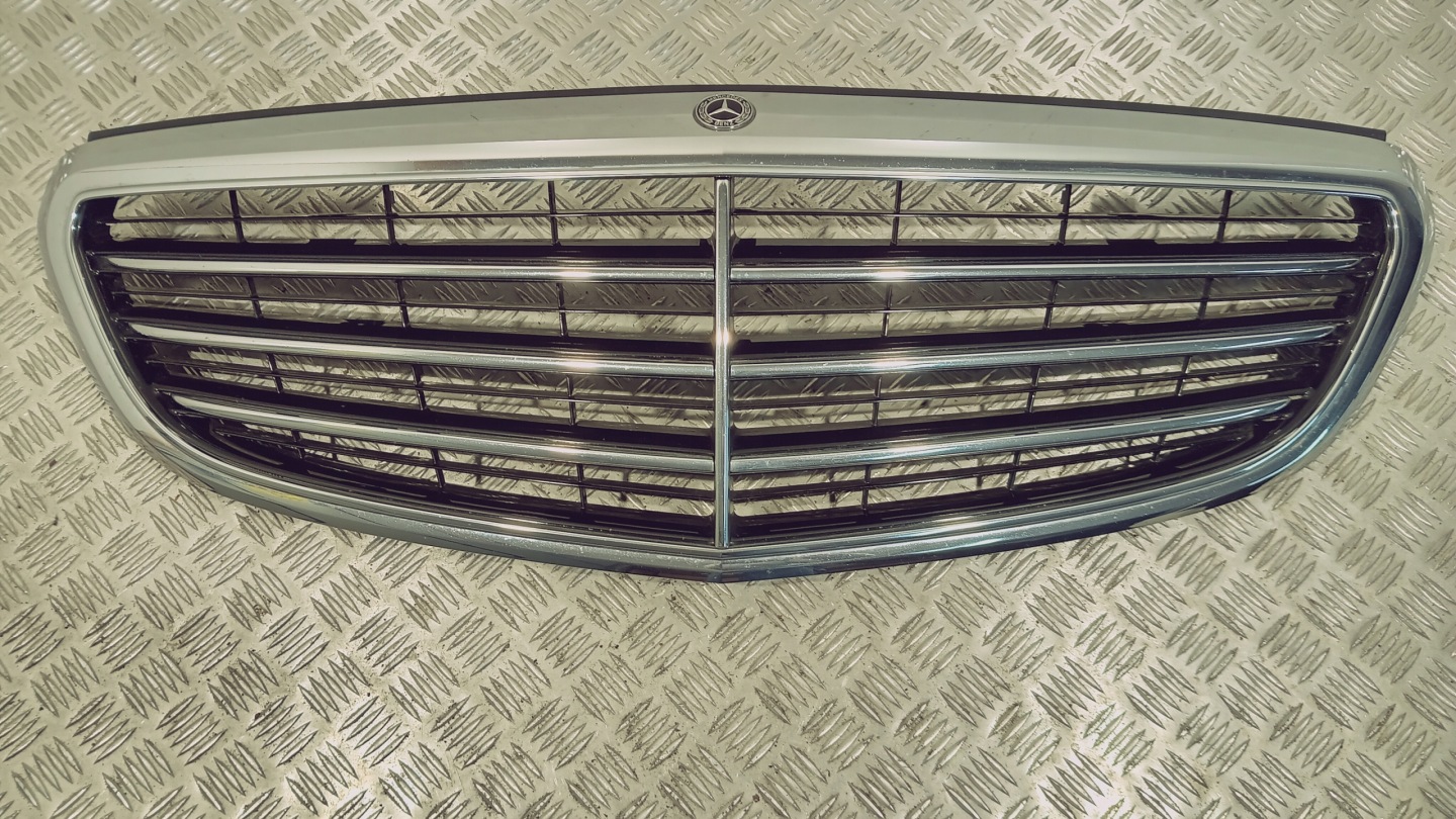 Mercedes-Benz C-Klasse W205 Kühlergrill FRONTGRILL Kühlergitter A2058806606 - Thumbnail 8