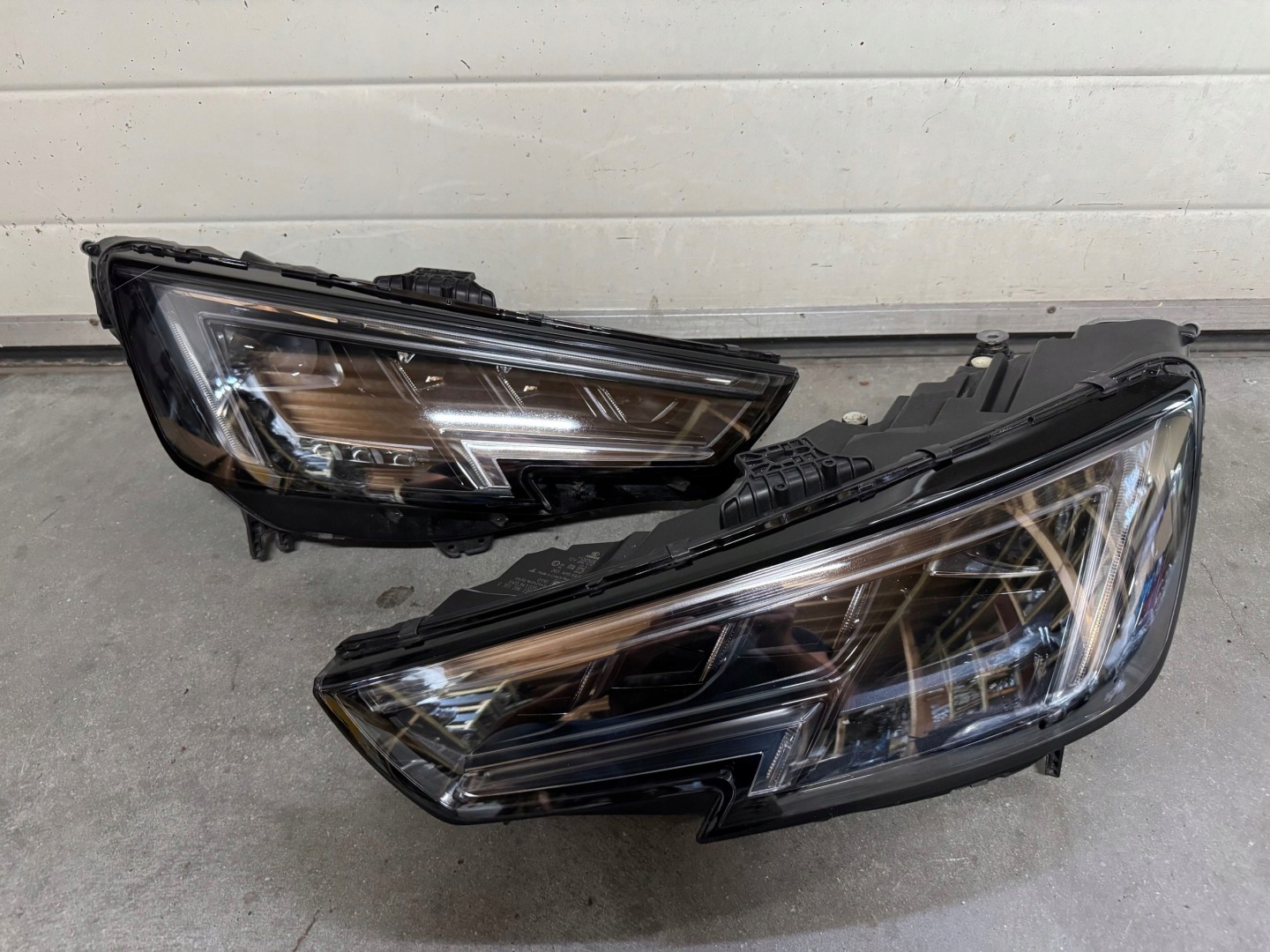 Frontscheinwerfer Audi A4 8W0 8W0941035C Matrix LED Links Scheinwerfer Headlight - Thumbnail 1