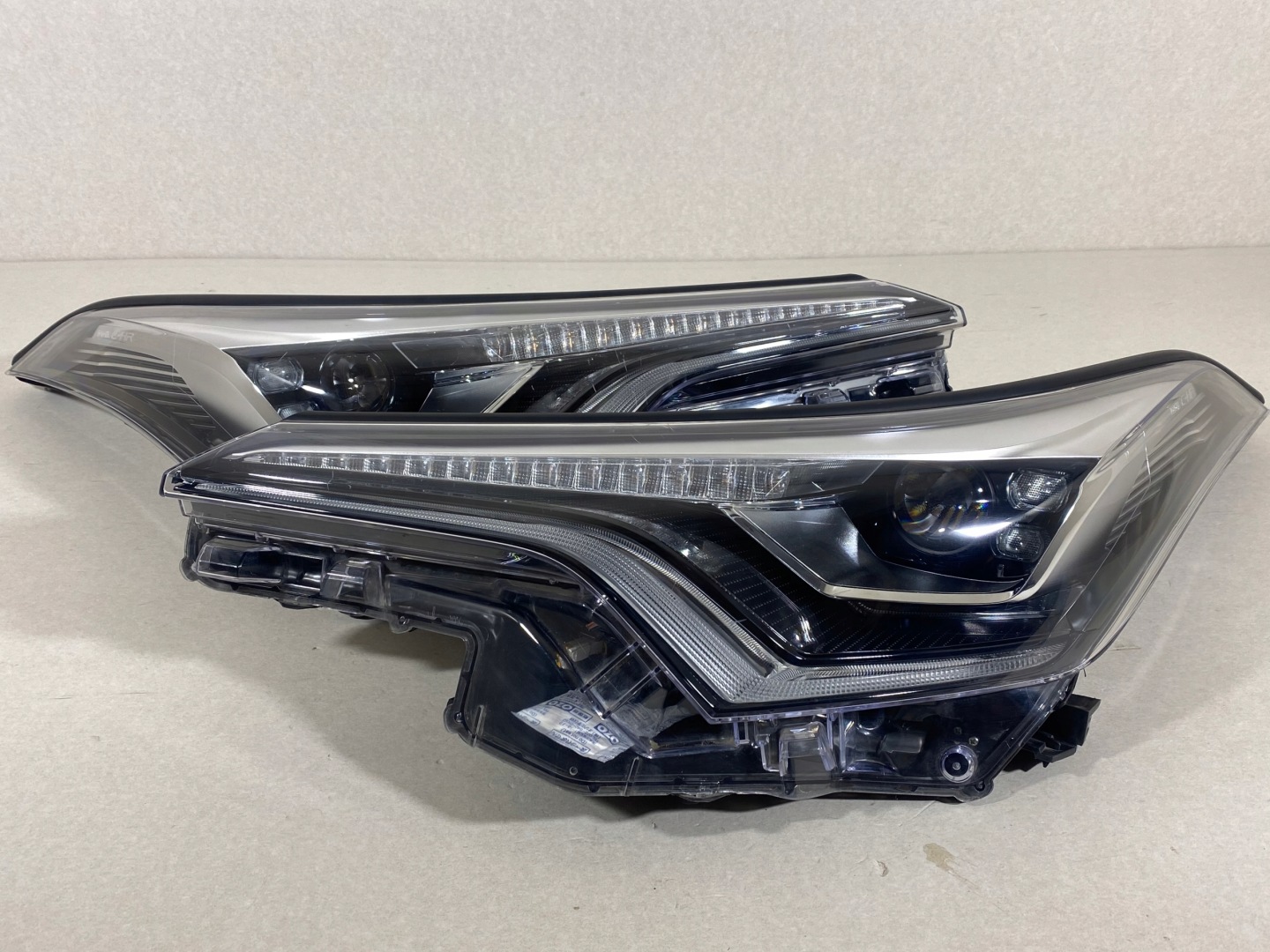Frontscheinwerfer Toyota C-HR X20 81110F41708 LED Links Scheinwerfer Headlight - Thumbnail 1