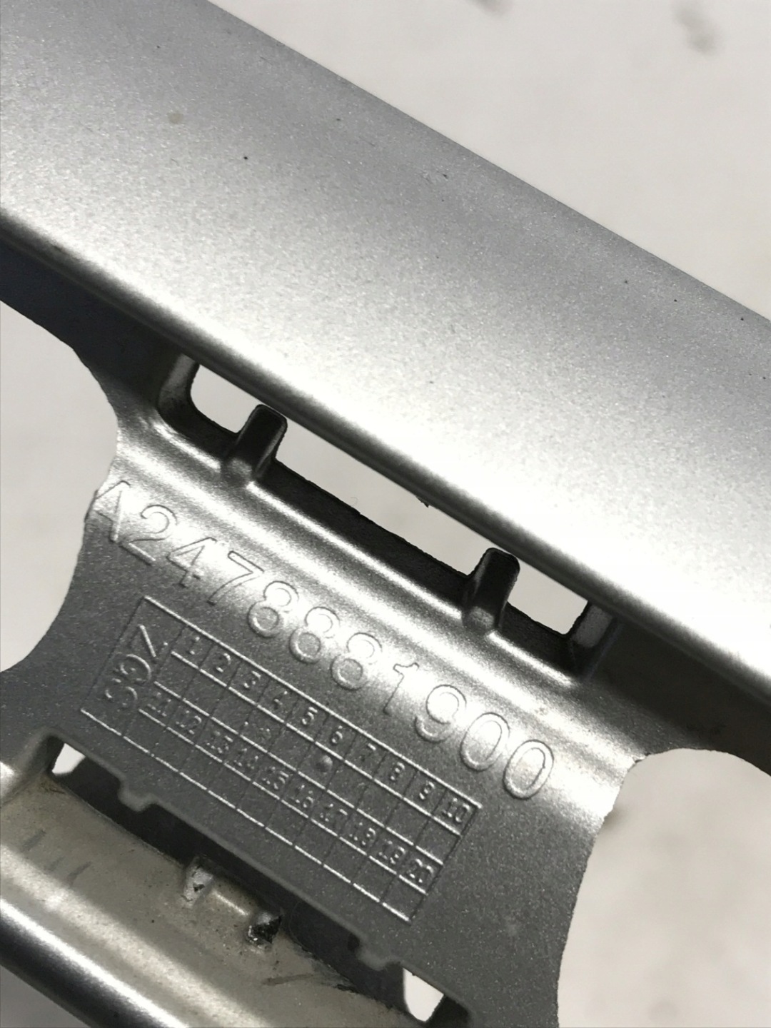 Mercedes-Benz GLB W247 Kühlergrill FRONTGRILL Kühlergitter A2478881900 - Thumbnail 10
