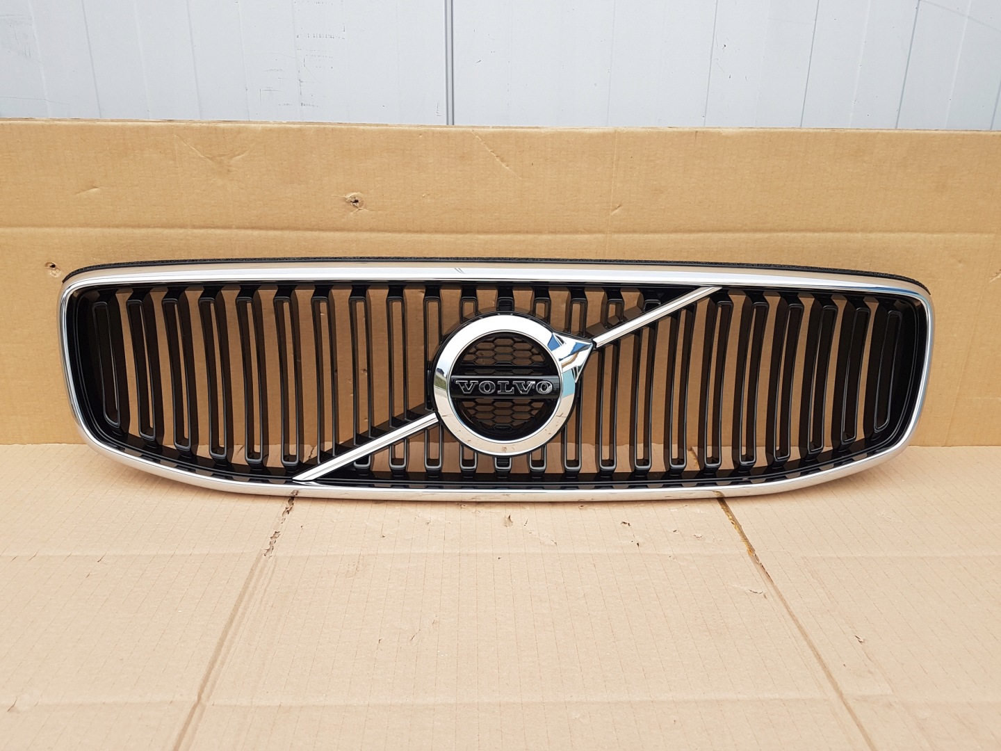 Volvo S90/V90 S90 Kühlergrill FRONTGRILL Kühlergitter - Thumbnail 1