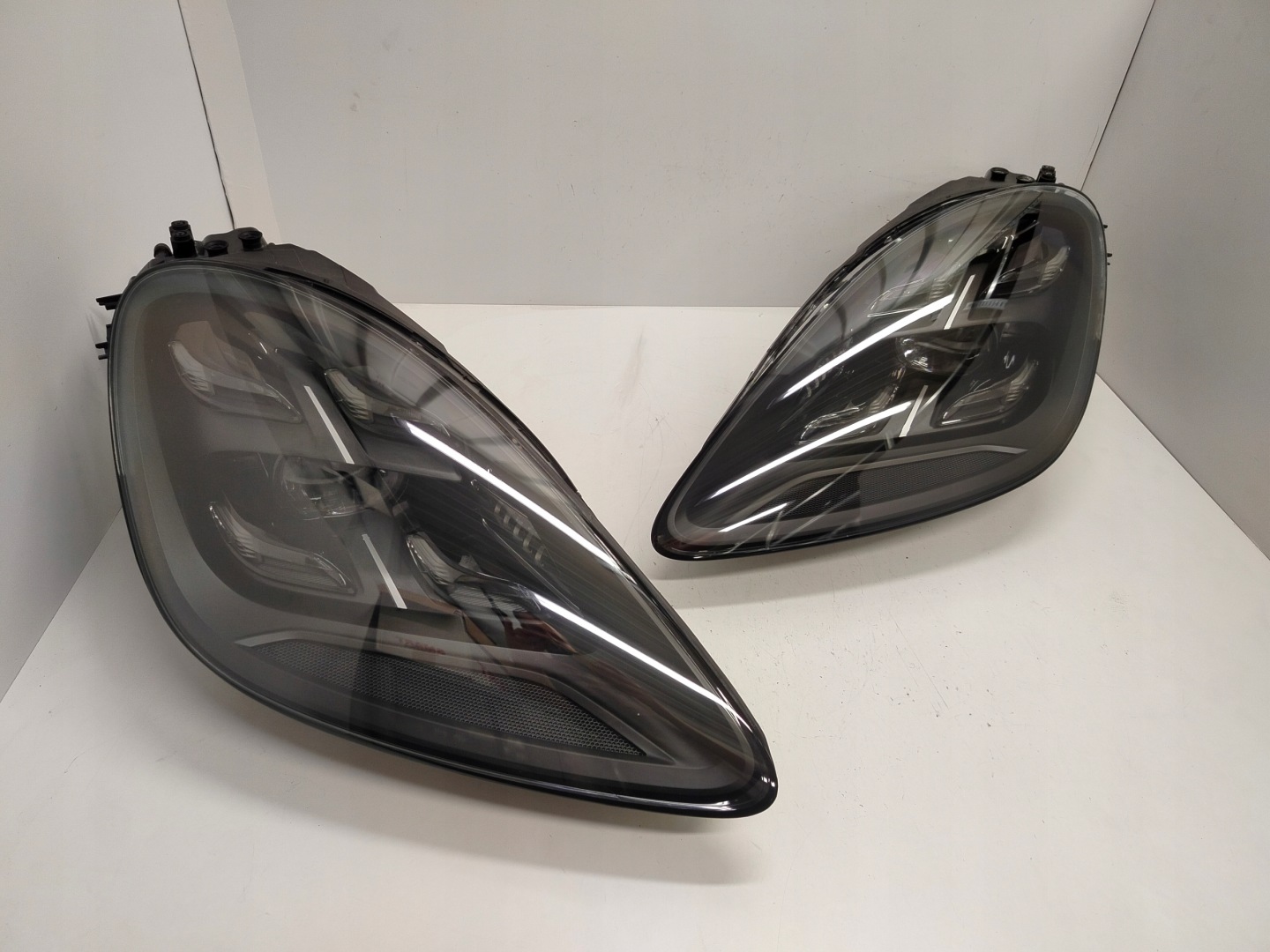 Frontscheinwerfer Porsche Cayenne 9YA 9Y0941077L Matrix LED Links Headlight - Thumbnail 1