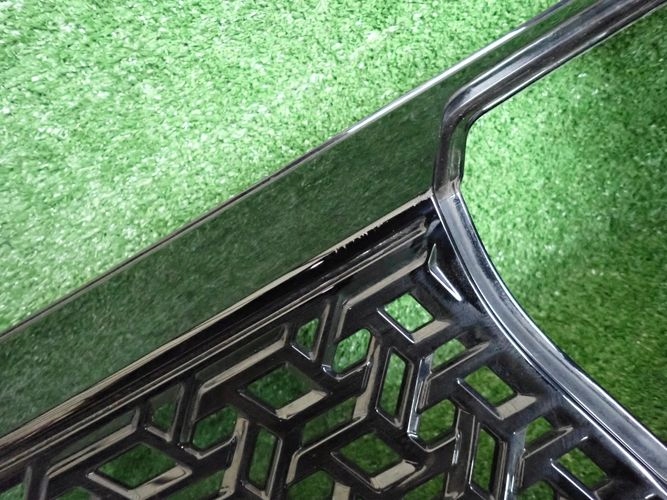 Nissan Townstar NFK Kühlergrill FRONTGRILL Kühlergitter 623103344R - Thumbnail 5