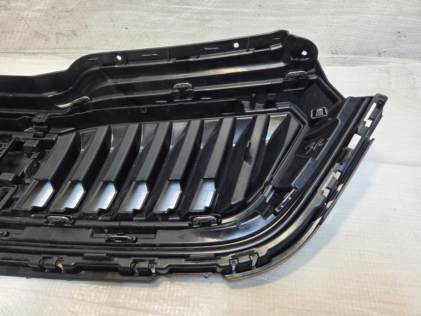 Skoda Scala 657 Kühlergrill FRONTGRILL Kühlergitter 657853653A - Thumbnail 9
