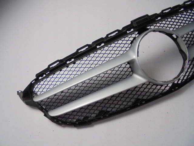 Mercedes-Benz C-Klasse W205 Kühlergrill FRONTGRILL Kühlergitter A2058800783 - Thumbnail 5