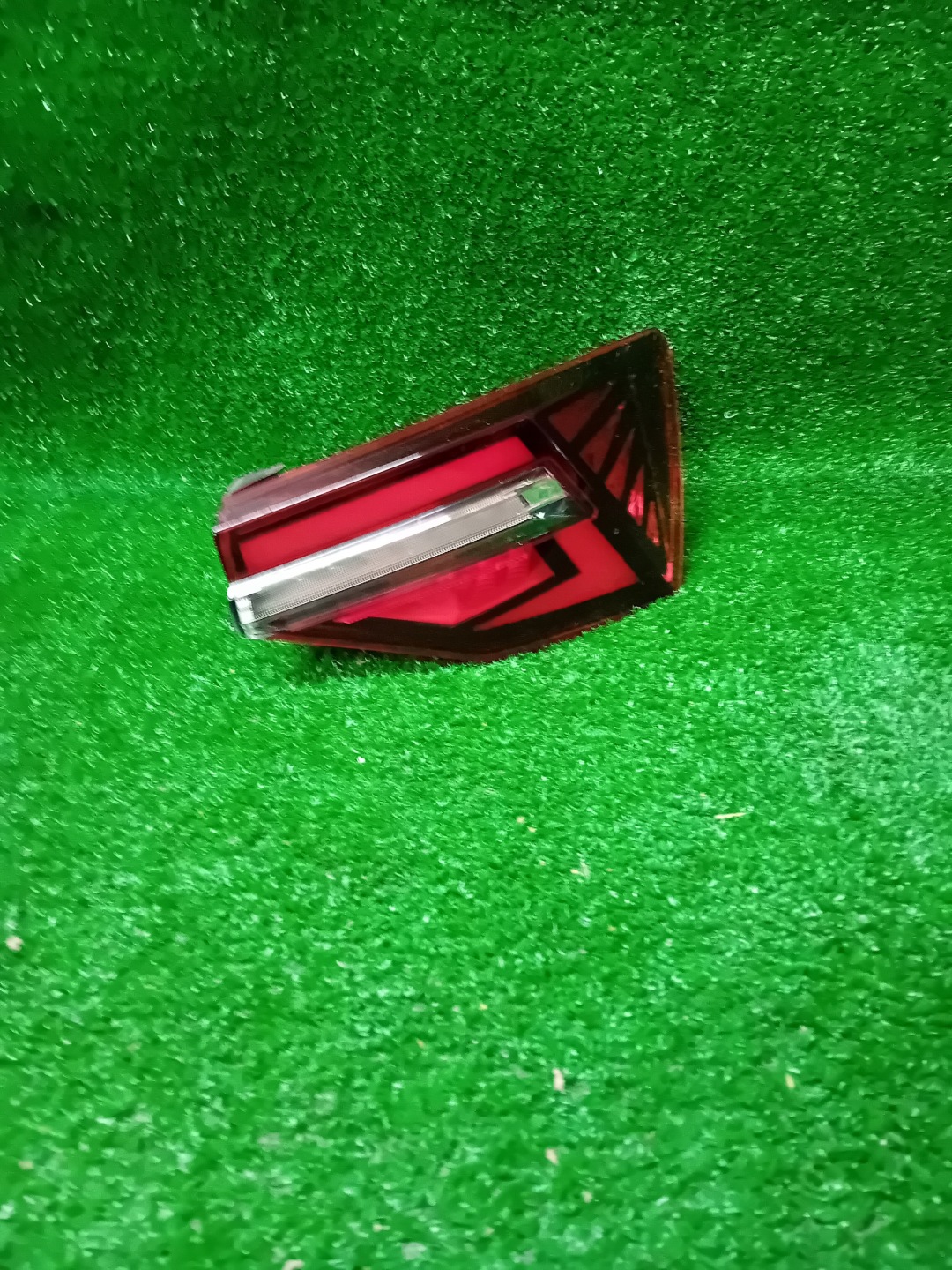 Skoda Karoq 57A Rückleuchte 57A945208 Rearlamp - Thumbnail 1