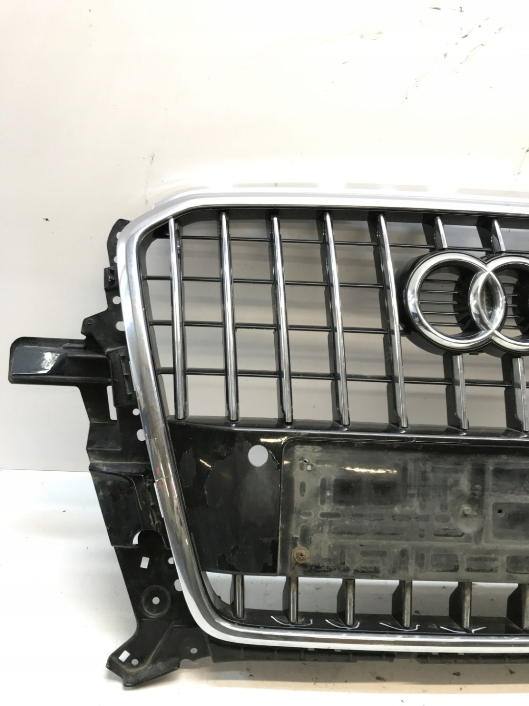 Audi Q5 Kühlergrill FRONTGRILL Kühlergitter 8R0853651R - Thumbnail 4