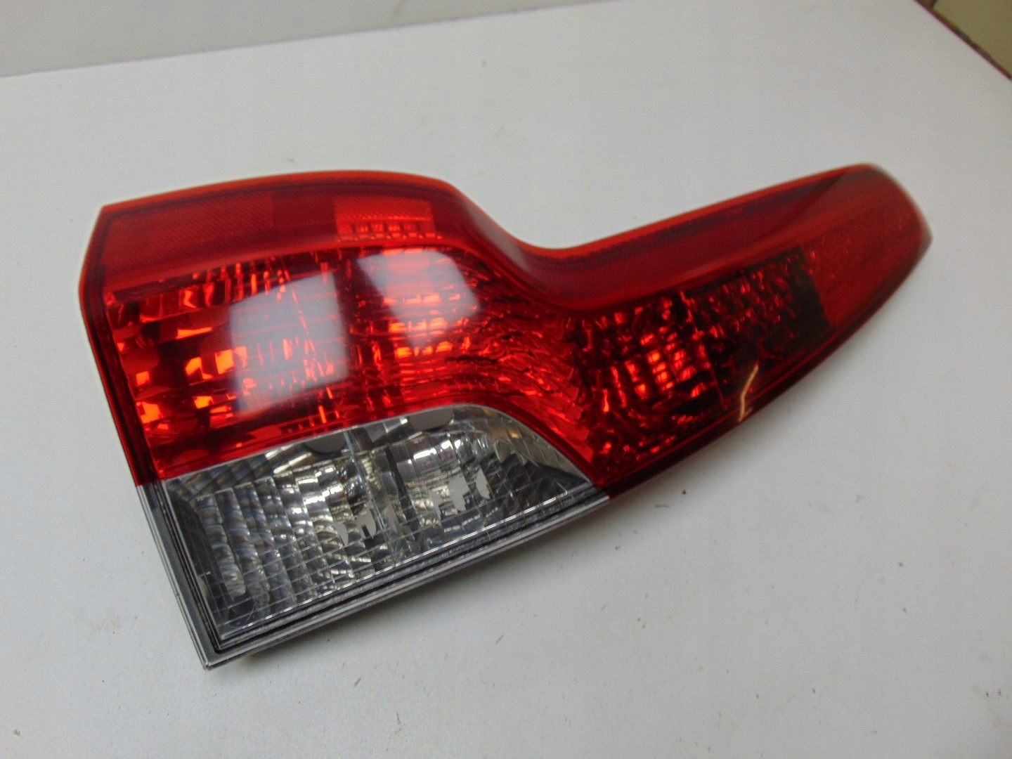 Volvo S40/S50/V40/V50 V50 Rückleuchte 30744541 Rearlamp - Thumbnail 1