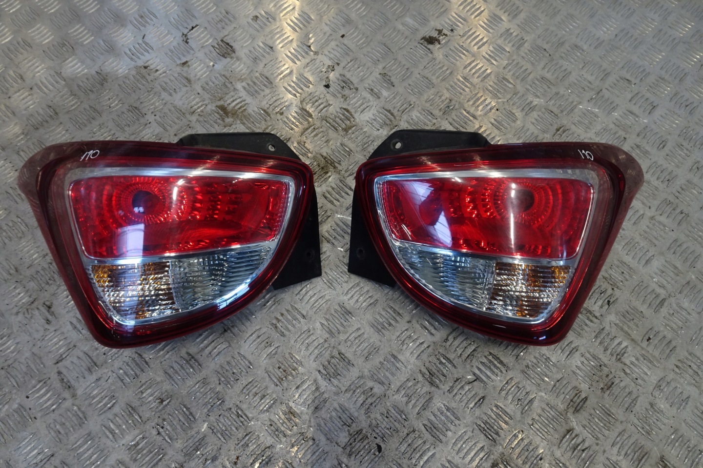 Hyundai i10 AC3 Rückleuchte 92401B9100 Rearlamp - Thumbnail 1