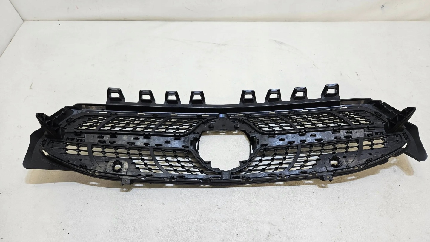 Mercedes-Benz CLA C118 Kühlergrill FRONTGRILL Kühlergitter A1188880000 - Thumbnail 9