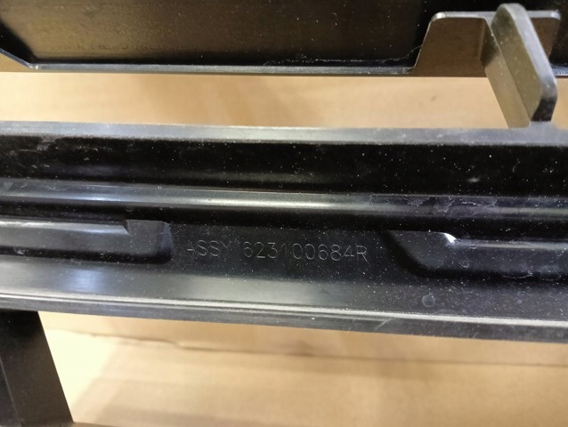 Renault Trafic L Kühlergrill FRONTGRILL Kühlergitter 623107116R - Thumbnail 3