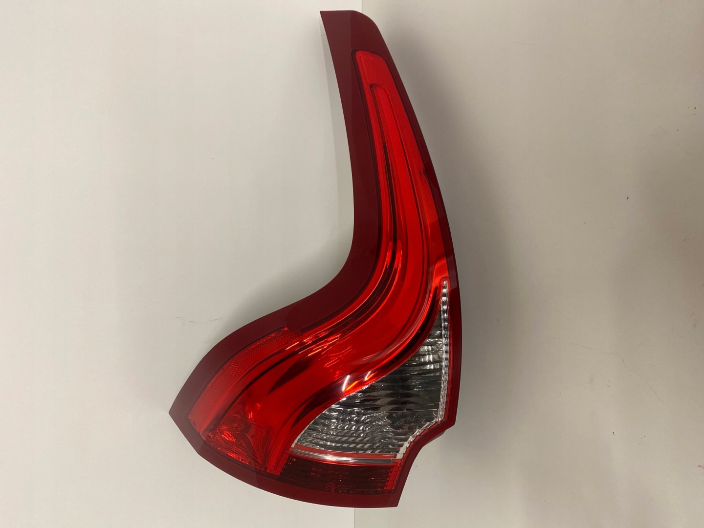 Volvo XC60 Rückleuchte 31323034FE Rearlamp - Thumbnail 1