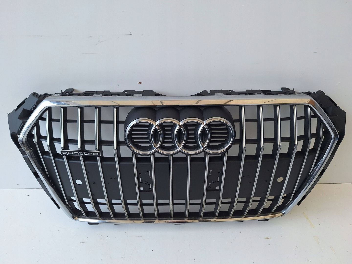 Audi A4 B9 Kühlergrill FRONTGRILL Kühlergitter 8W0853651 - Thumbnail 2