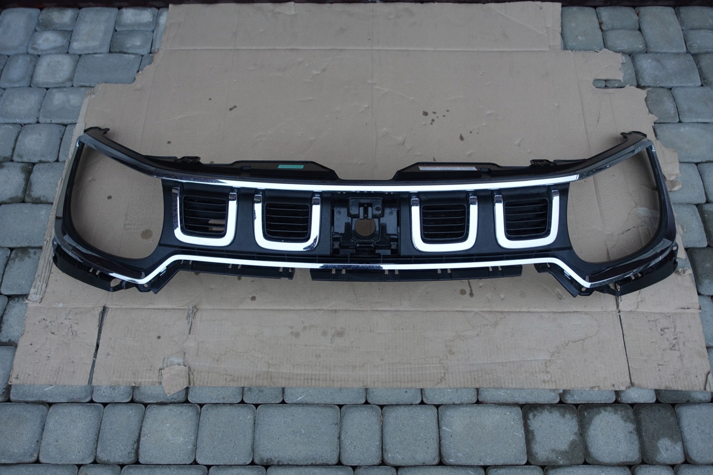 Suzuki Ignis I FH Kühlergrill FRONTGRILL Kühlergitter - Thumbnail 1