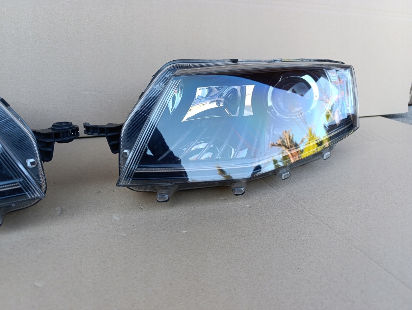 Frontscheinwerfer Skoda Octavia 1U 5E1941015BL Bi-Xenon Links Headlight - Thumbnail 1