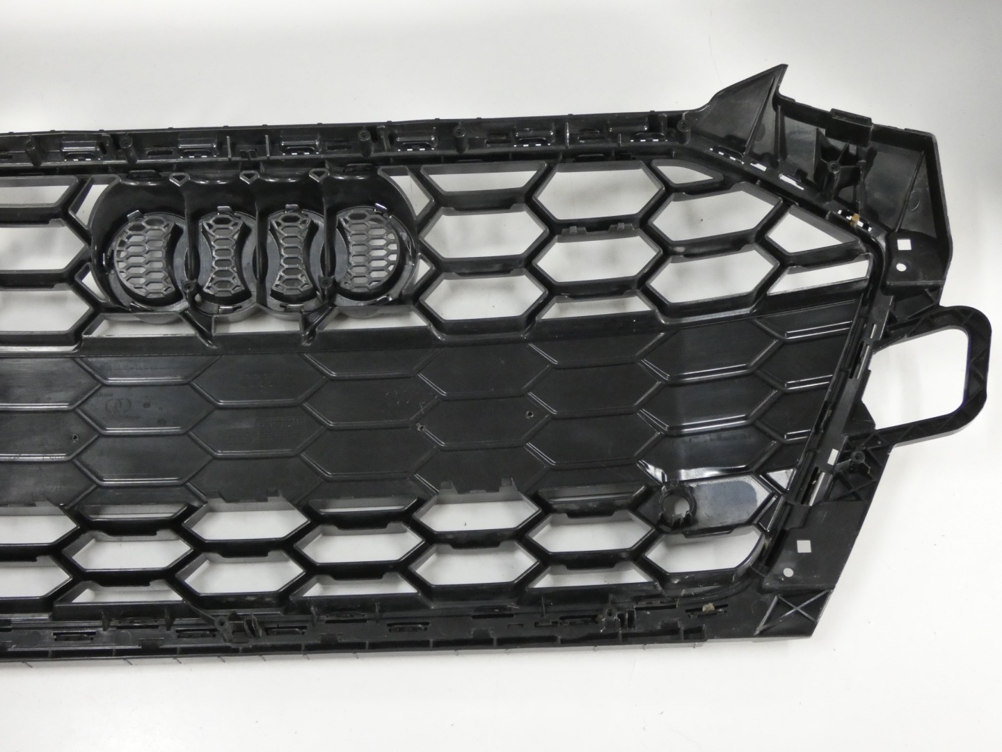 Audi 8W0 Kühlergrill FRONTGRILL Kühlergitter 8W0853651DT - Thumbnail 6