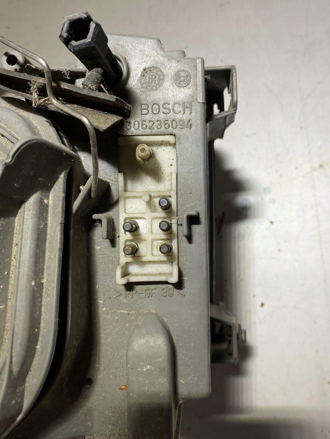 Frontscheinwerfer Mercedes-Benz E-Klasse W124 A1305621807 LED Links Headlight - Thumbnail 8