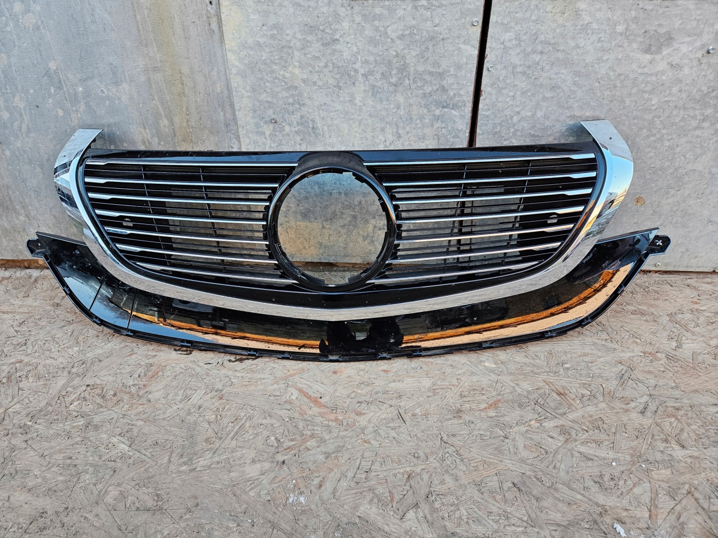 Mercedes-Benz EQC N293 Kühlergrill FRONTGRILL Kühlergitter A2938881800 - Thumbnail 1