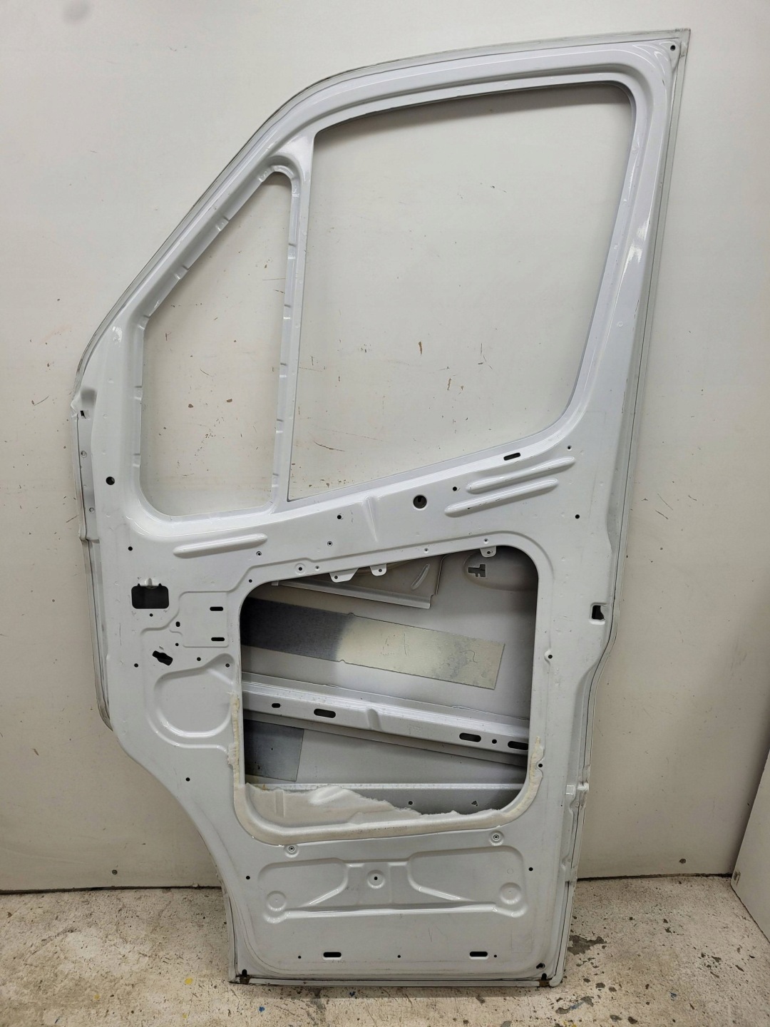 Mercedes-Benz Sprinter W910 Tür Vorne Rechts Door A9107202300 - Thumbnail 9