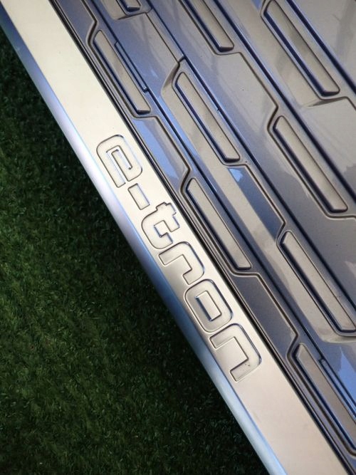 Audi Q4 Kühlergrill FRONTGRILL Kühlergitter 89A807233 - Thumbnail 6