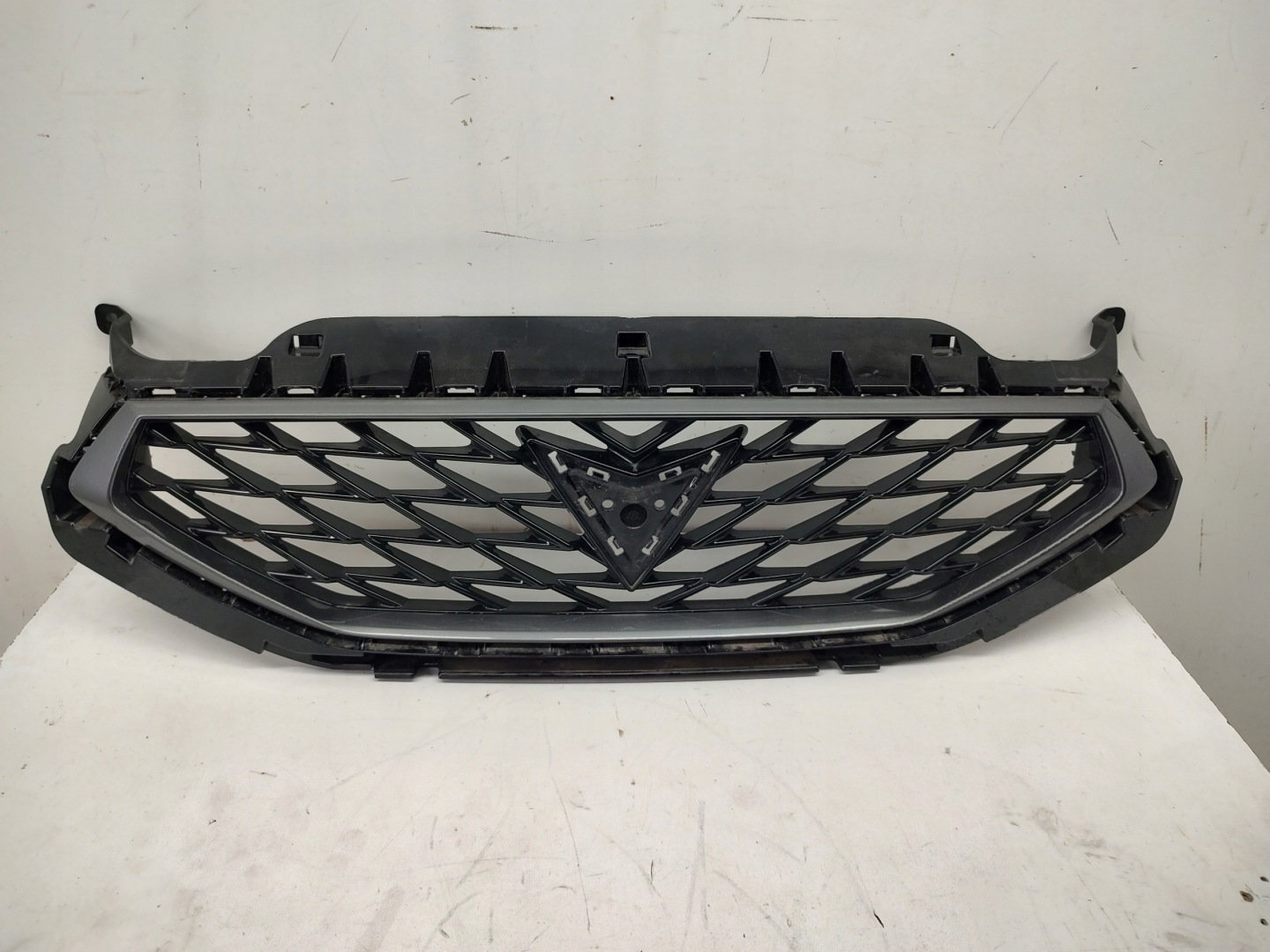 SEAT Leon IV 5F Kühlergrill FRONTGRILL Kühlergitter 5FA853651C - Thumbnail 1