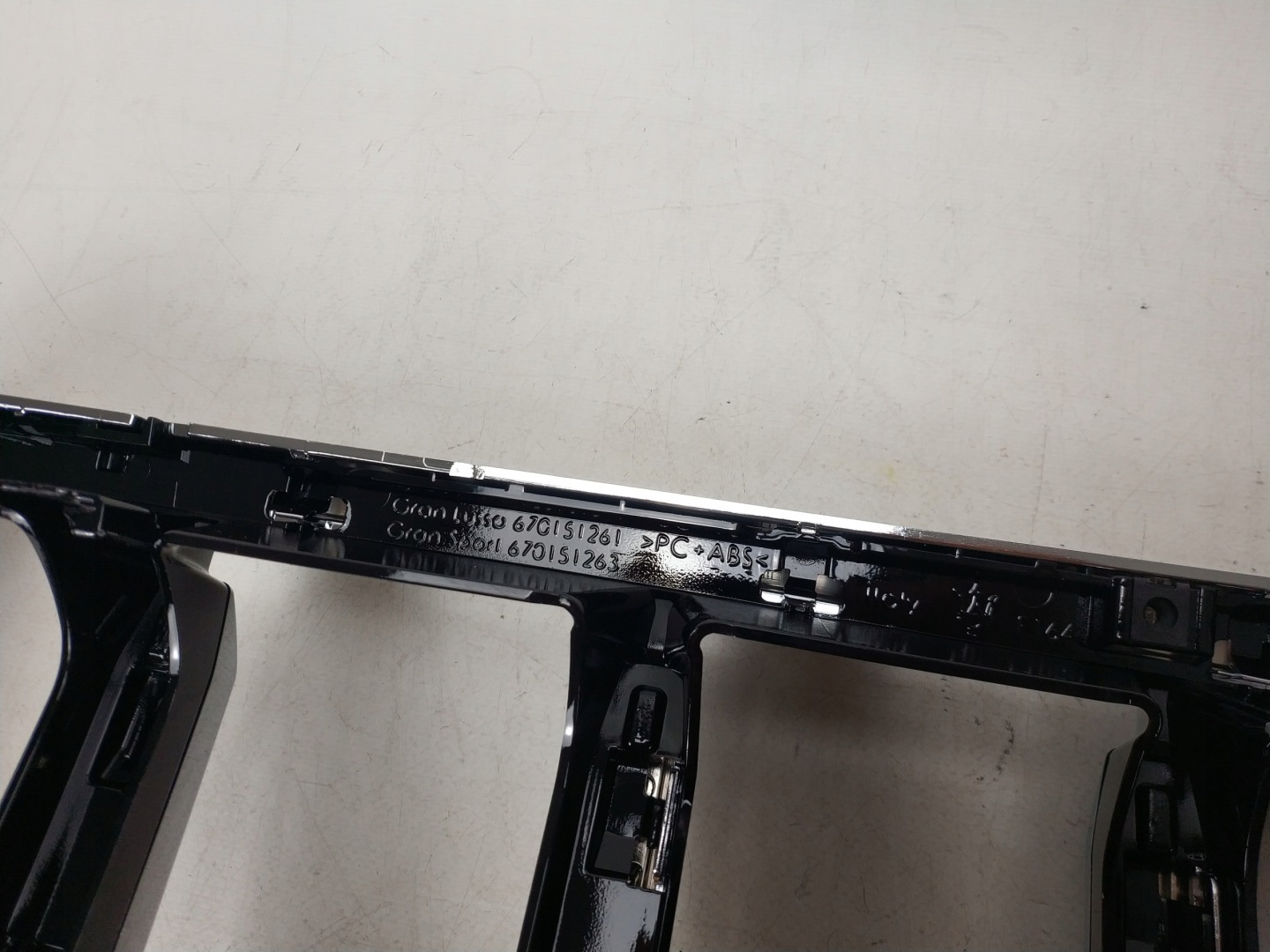 Maserati Levante AM156 Kühlergrill FRONTGRILL Kühlergitter 670151261PO - Thumbnail 7