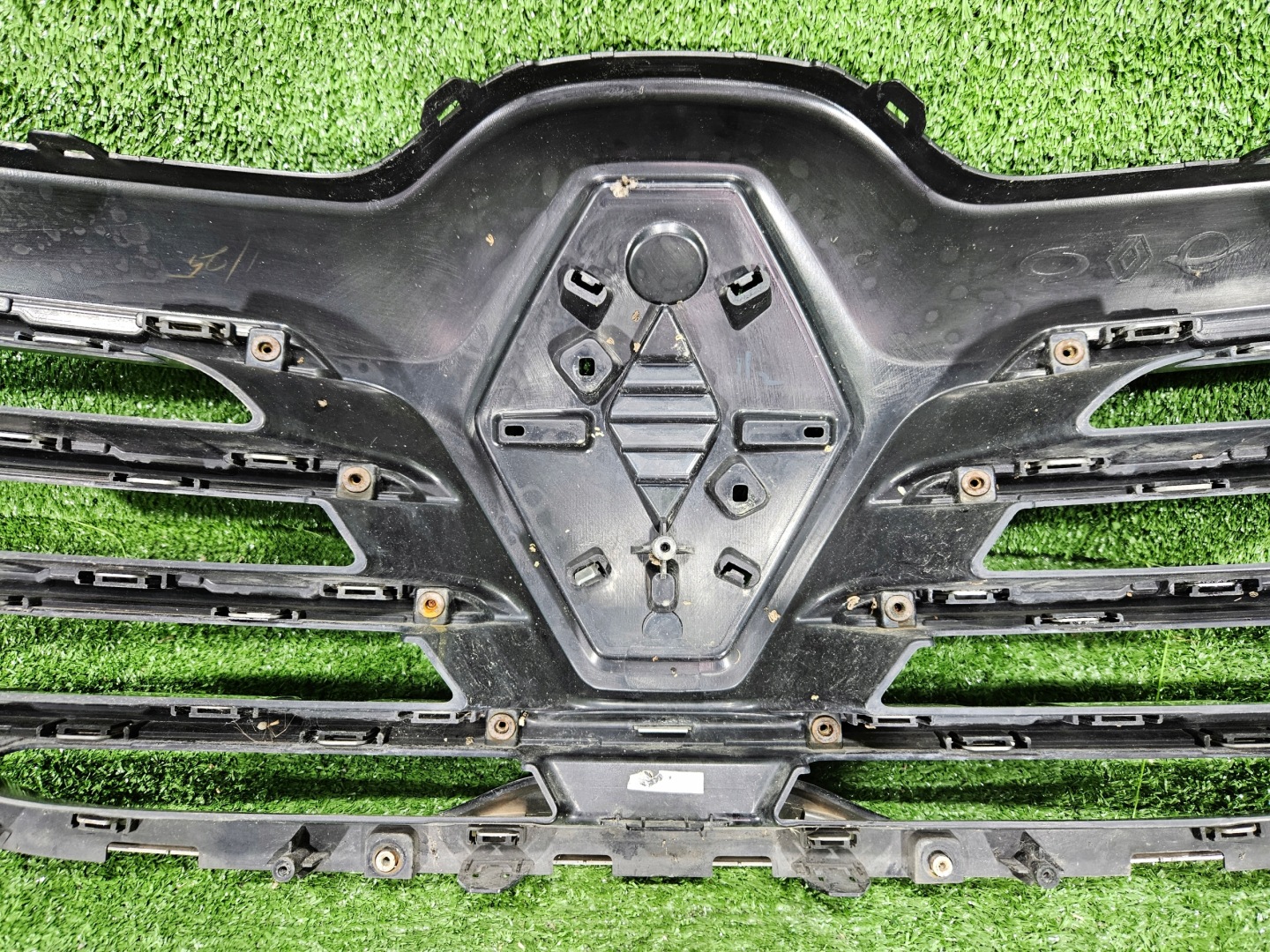 Renault Koleos RZG Kühlergrill FRONTGRILL Kühlergitter 623108912R - Thumbnail 8