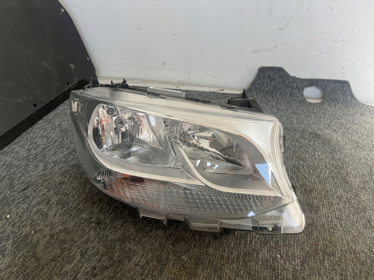 Frontscheinwerfer Mercedes-Benz Sprinter W910 A9109060100 LED Rechts Headlight - Thumbnail 1