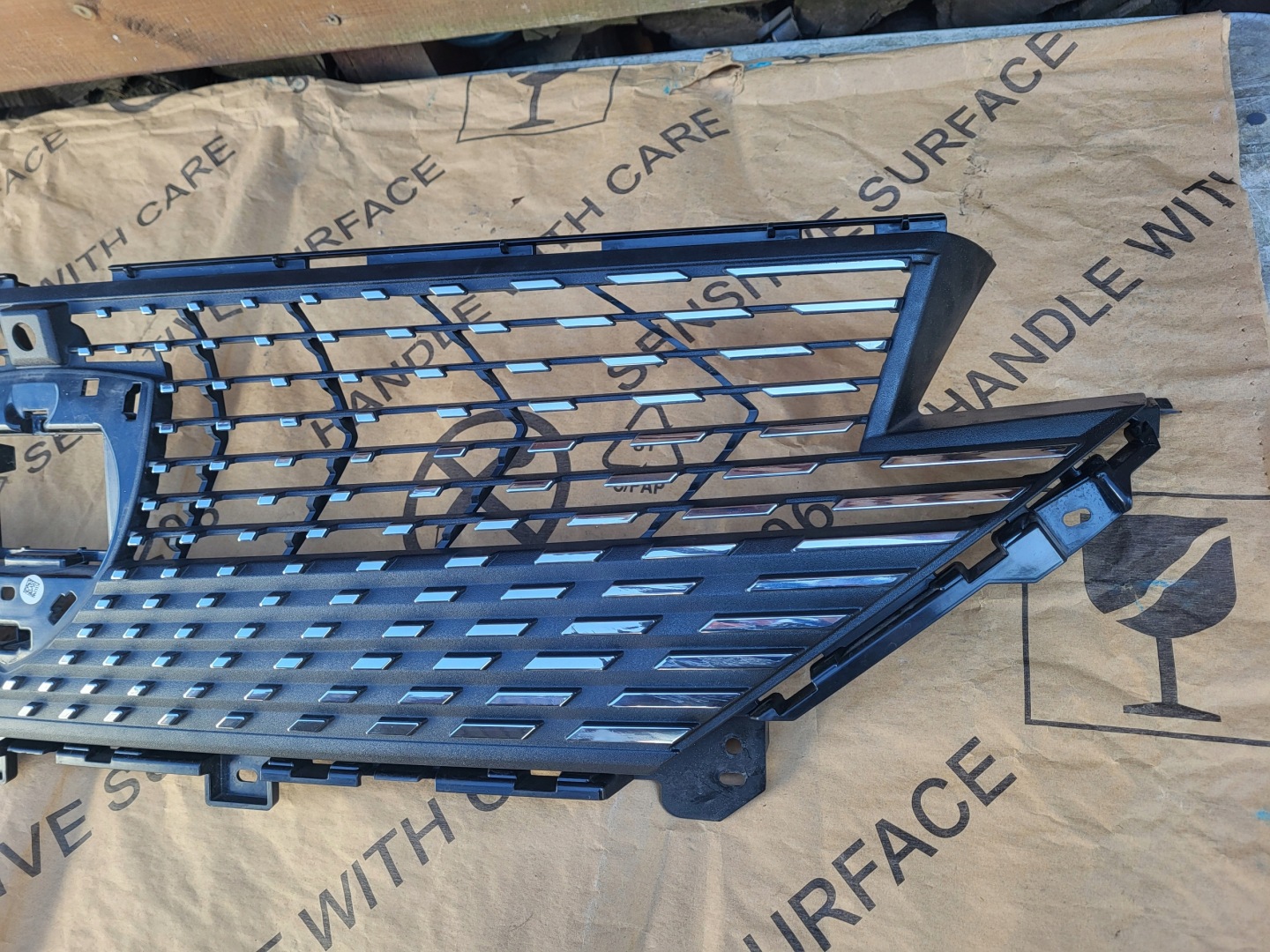 Peugeot 408 F Kühlergrill FRONTGRILL Kühlergitter - Thumbnail 2