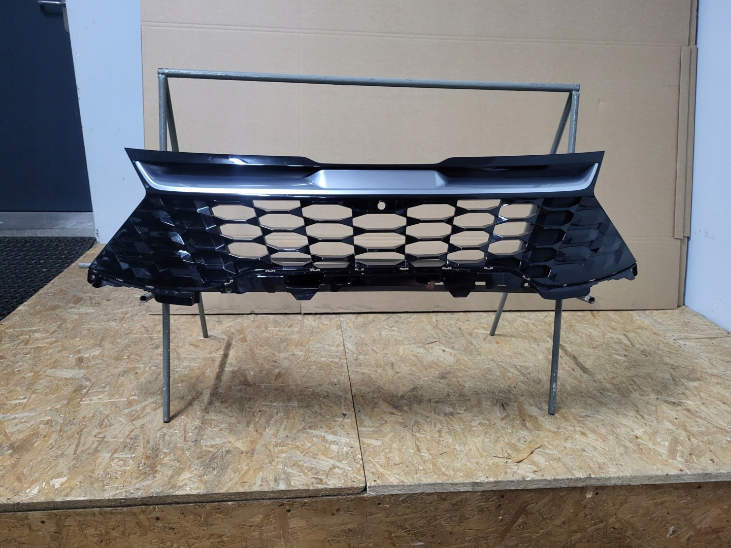 Kia Sportage JA Kühlergrill FRONTGRILL Kühlergitter - Thumbnail 1