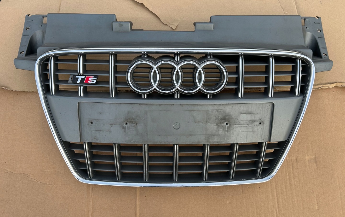 Audi 8J0 Kühlergrill FRONTGRILL Kühlergitter 8J0853651F - Thumbnail 1