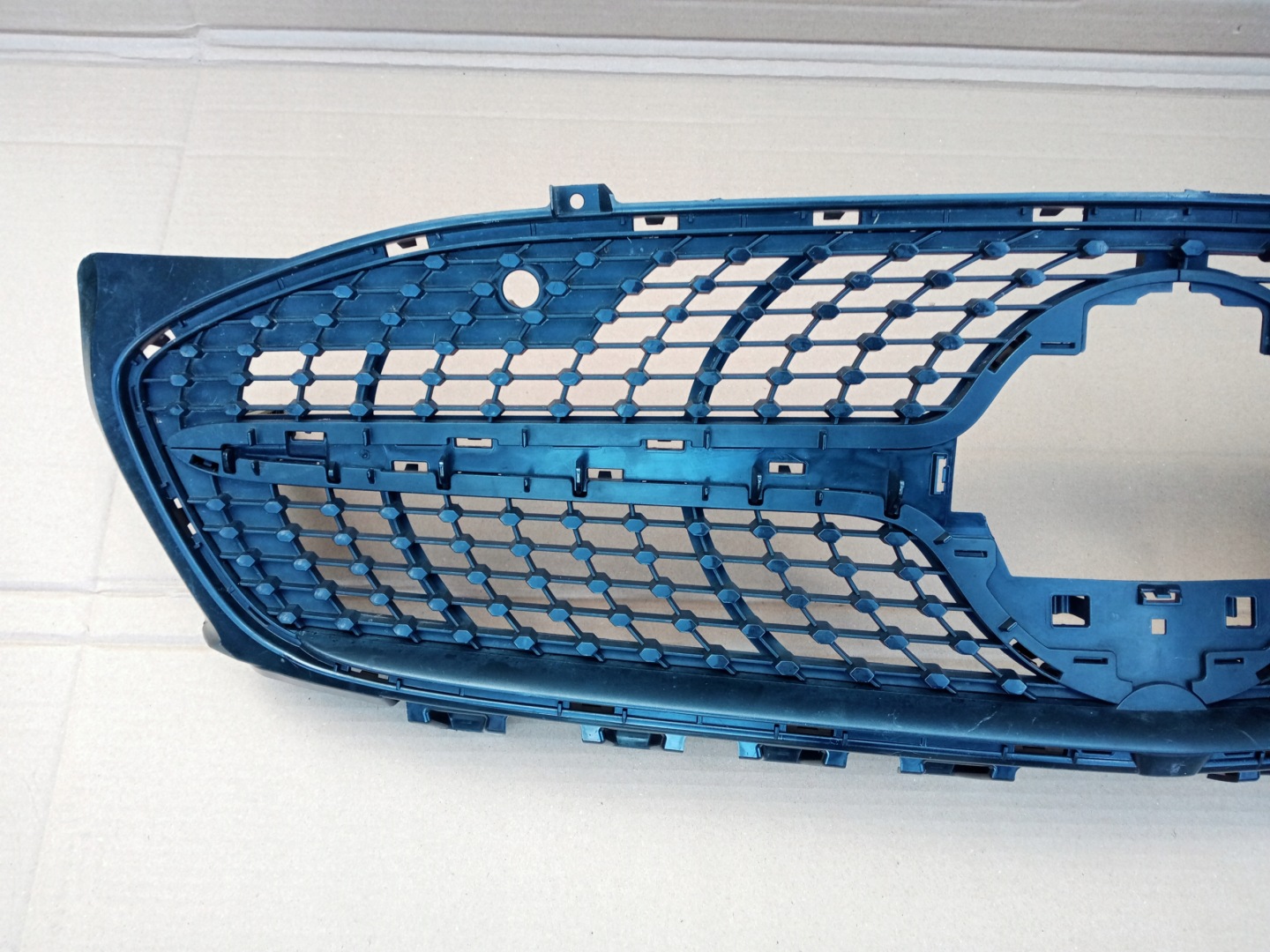 Mercedes-Benz CLA C118 Kühlergrill FRONTGRILL Kühlergitter A1188880000 - Thumbnail 2
