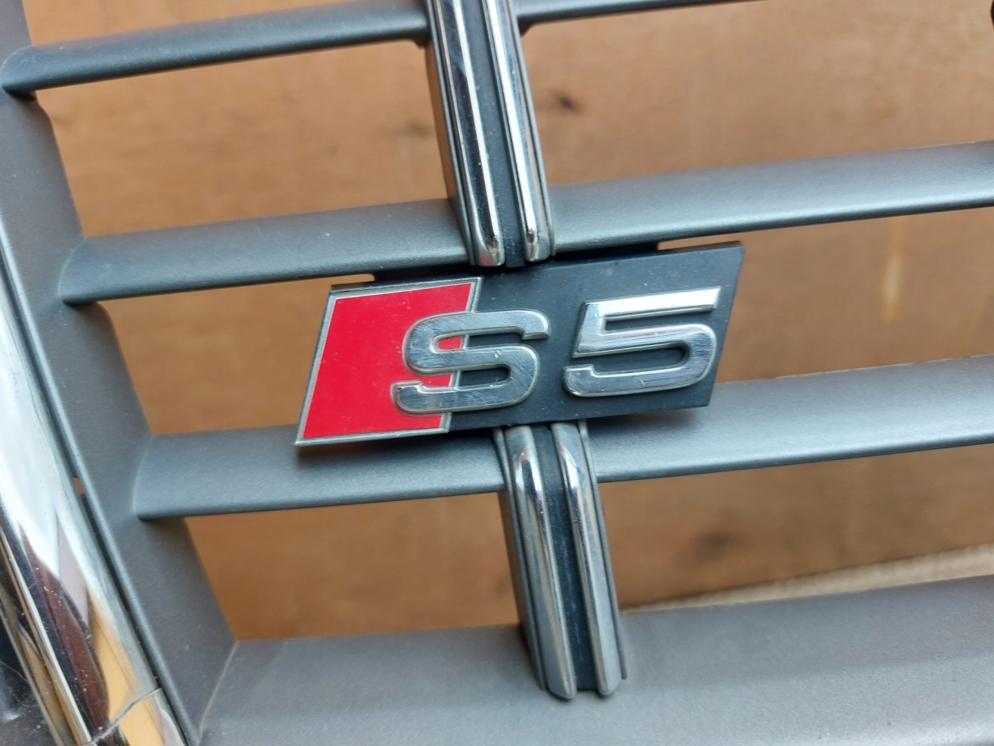 Audi 8T0 Kühlergrill FRONTGRILL Kühlergitter 8T0853651F - Thumbnail 5