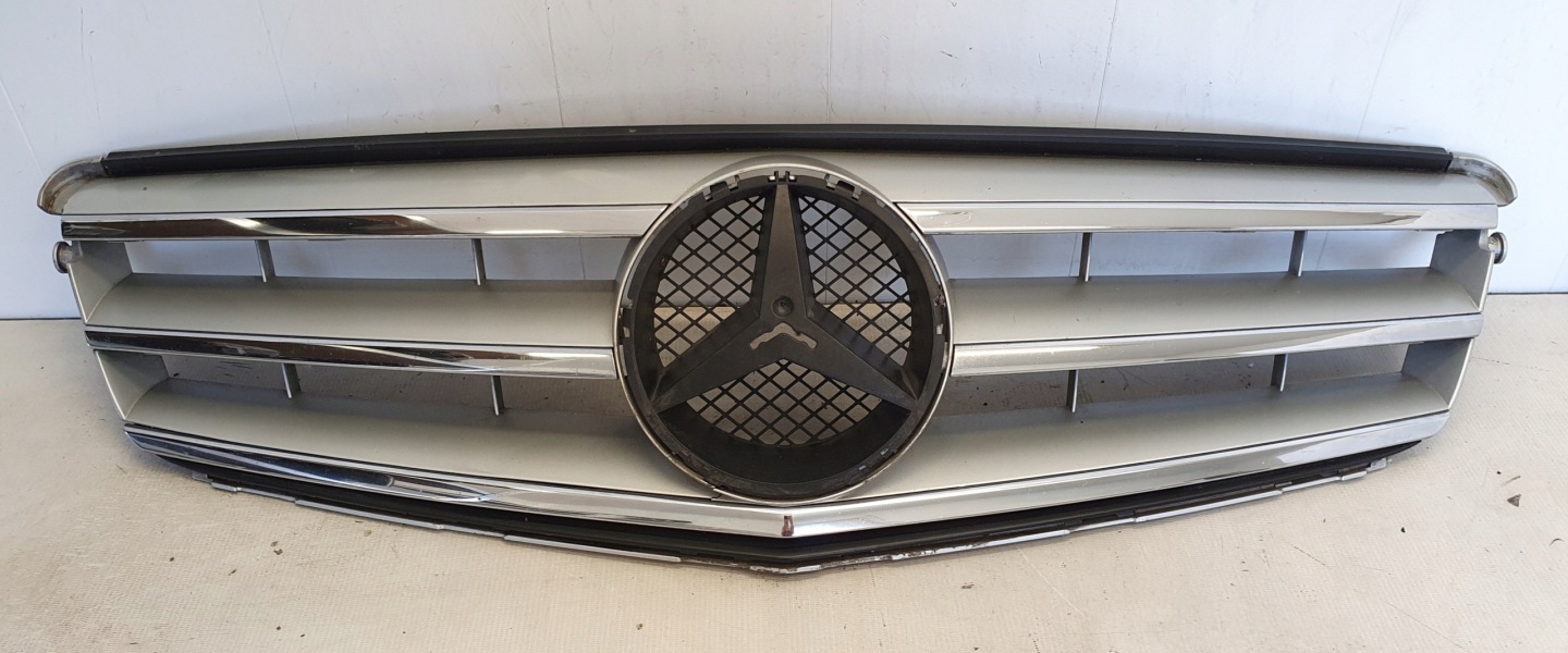 Mercedes-Benz C-Klasse W204 Kühlergrill FRONTGRILL Kühlergitter A2048800023 - Thumbnail 1