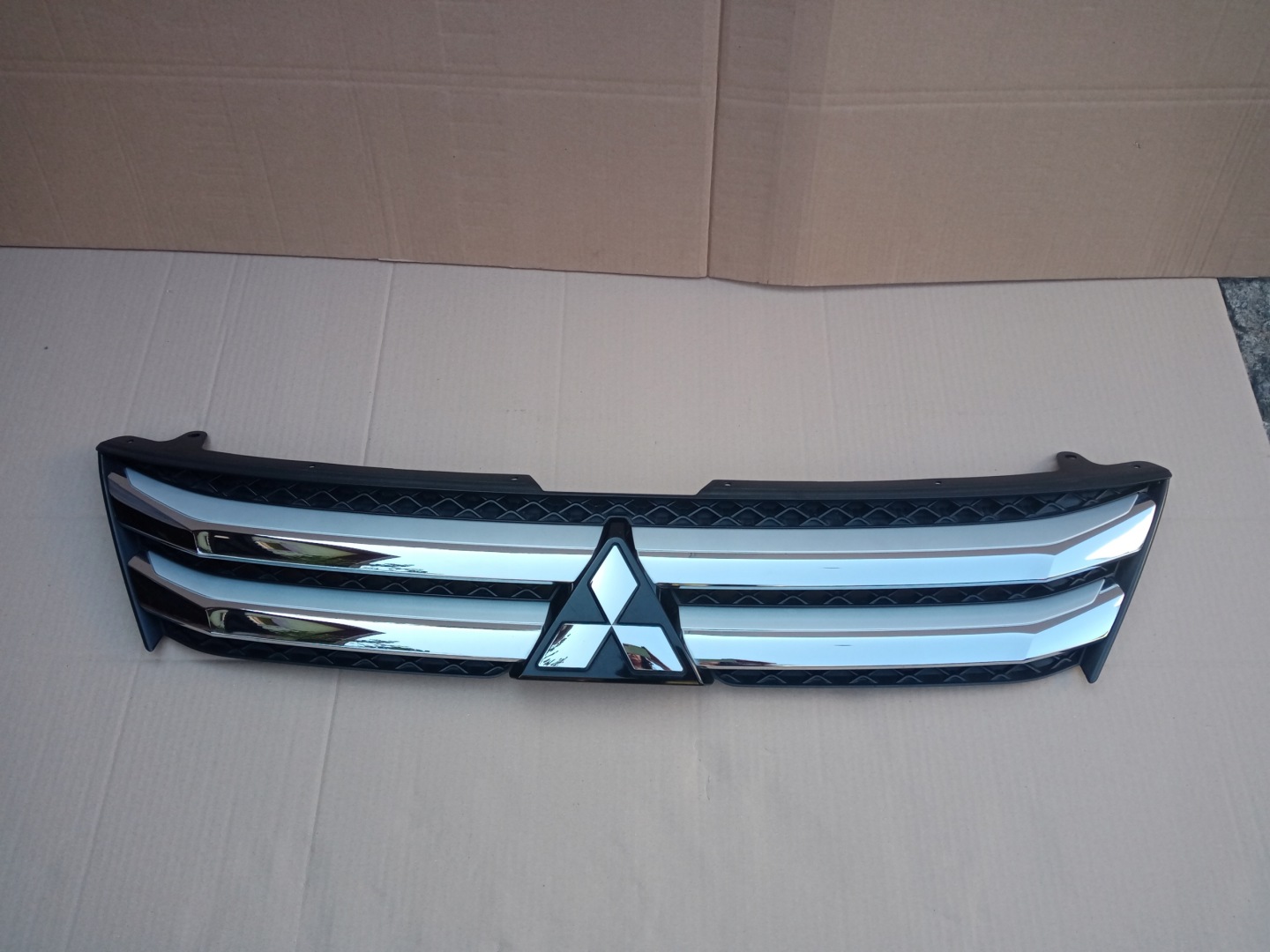 Mitsubishi Eclipse Cross GK0 Kühlergrill FRONTGRILL Kühlergitter 7450B072 - Thumbnail 1