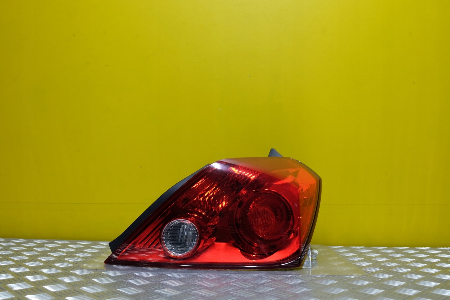Nissan Altima Rückleuchte Rearlamp - Thumbnail 1