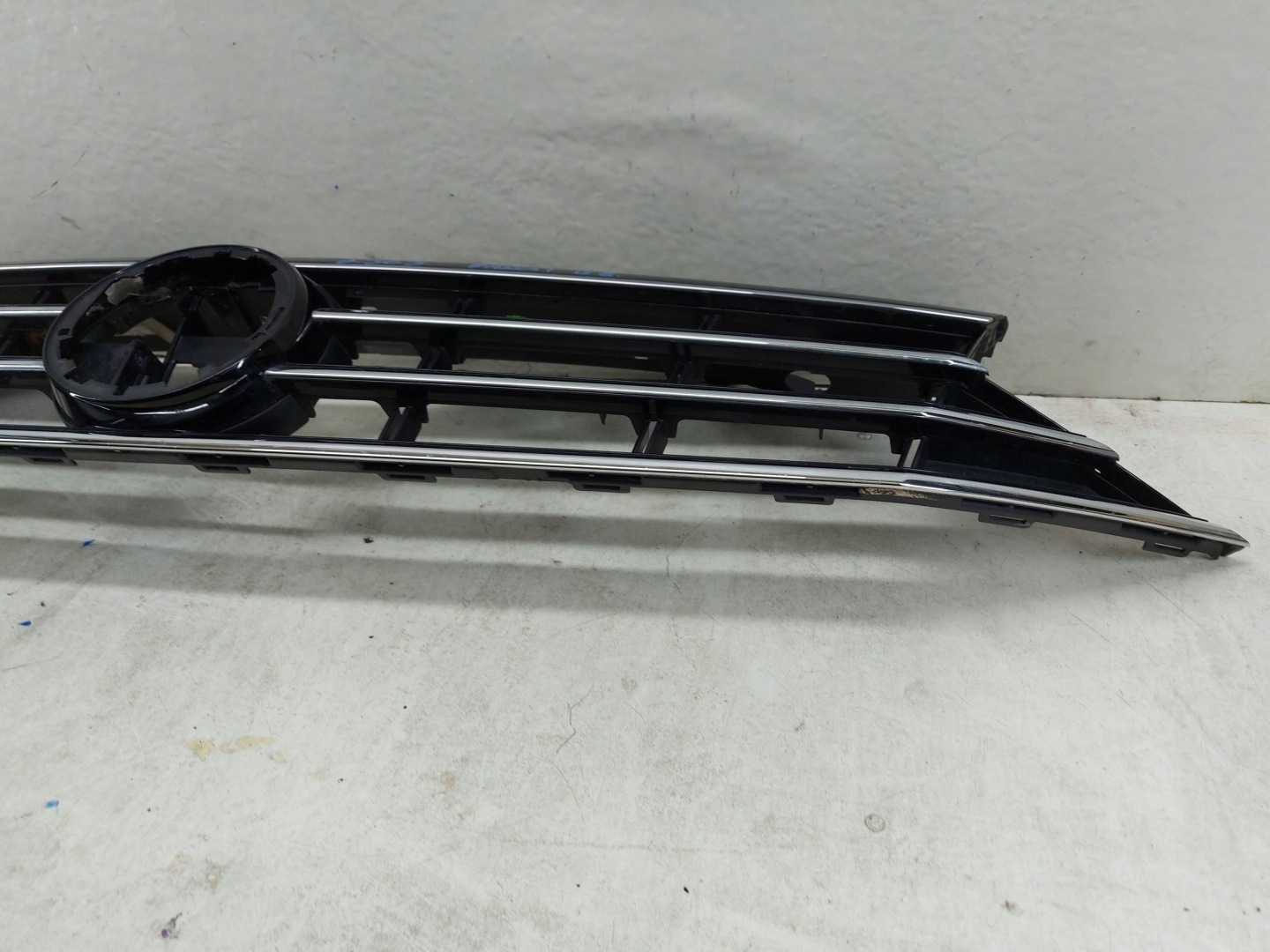 VW Passat B8 Kühlergrill FRONTGRILL Kühlergitter 3G0853651BL - Thumbnail 9