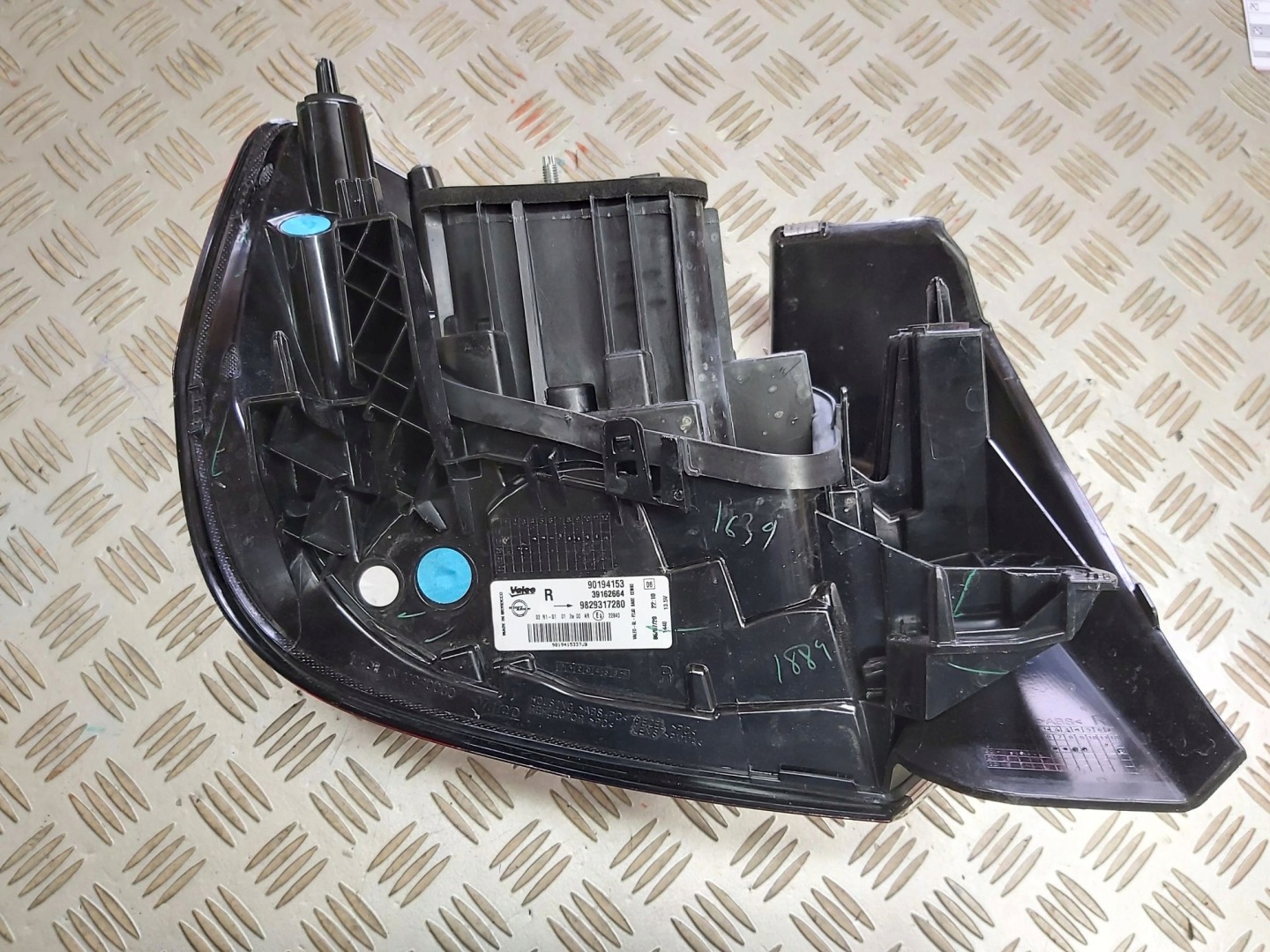 Opel Corsa Rückleuchte 90194153 Rearlamp - Thumbnail 3