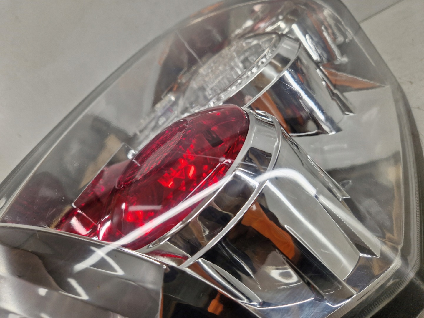 Mitsubishi Pajero V80 Rückleuchte Rearlamp - Thumbnail 9