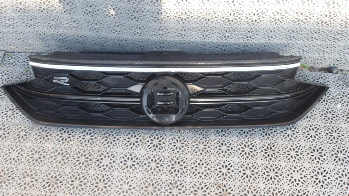 VW Taigo Kühlergrill FRONTGRILL Kühlergitter 2G7853655AT - Thumbnail 1