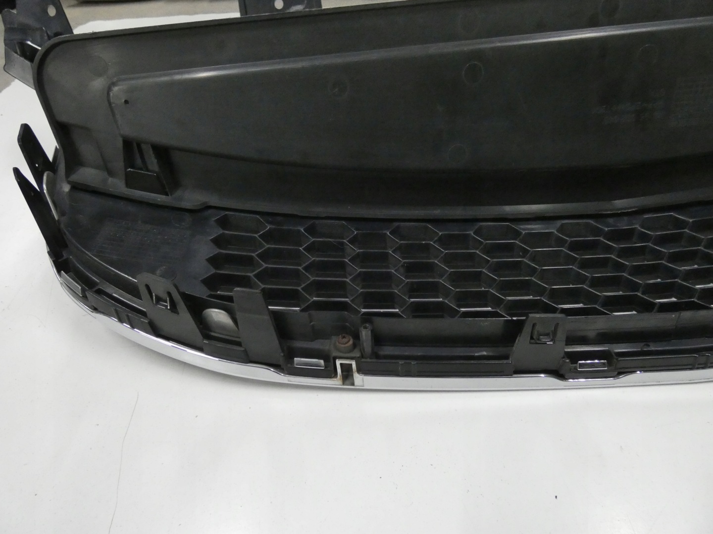 Chevrolet Orlando KL1Y Kühlergrill FRONTGRILL Kühlergitter - Thumbnail 11