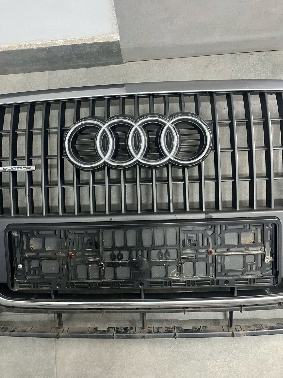 Audi Q5 Kühlergrill FRONTGRILL Kühlergitter 8R0853651 - Thumbnail 4